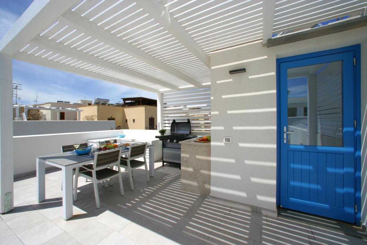 Itaca E Medea - Appartamenti Con Idromassaggio In Terrazza San Vito Lo Capo Bagian luar foto